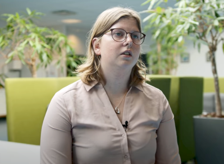 Quinnie_fra video om OBU_2_lys